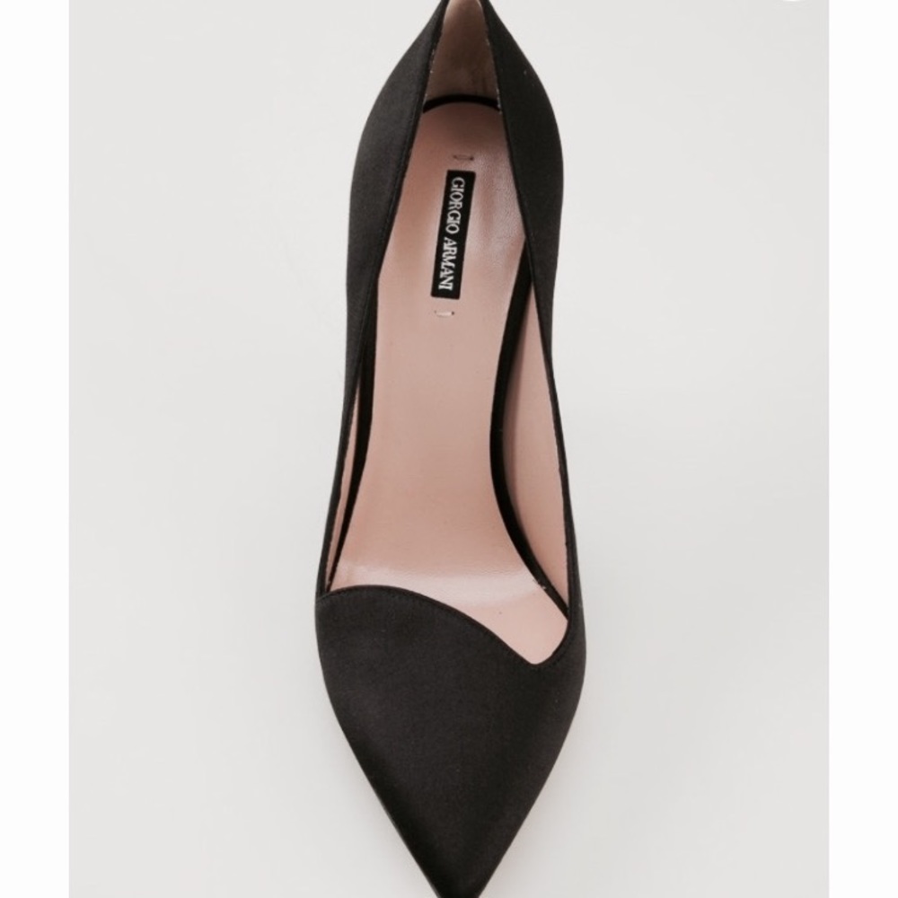 GEORGIO ARMANI GRAY SUEDE PUMP